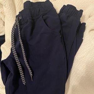 JAANUU NWOT SCRUB BOTTOMs